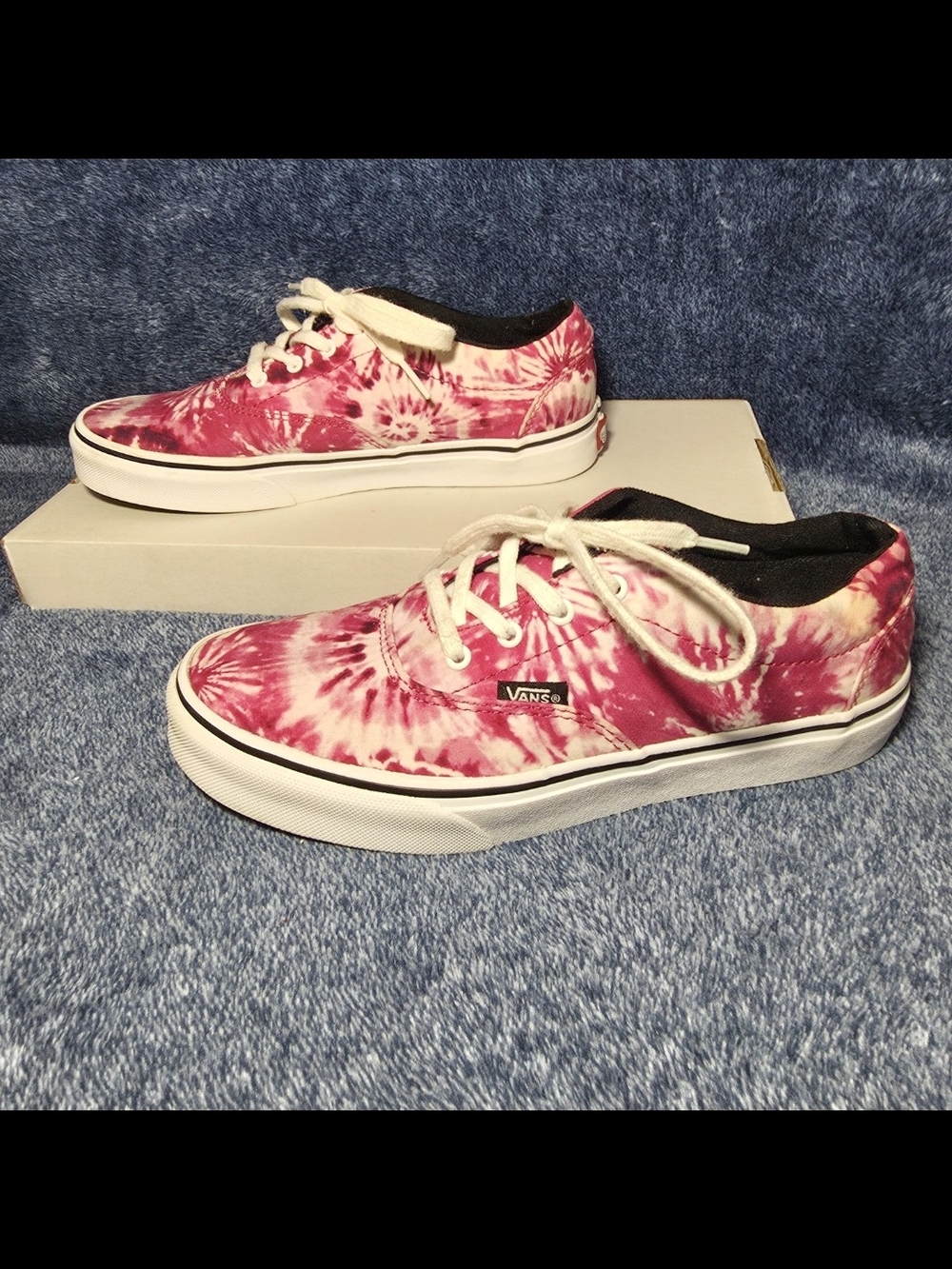 Vans Women's Doheny Pink Tie-Dye Low-Top Sneakers - Picture 1 of 7